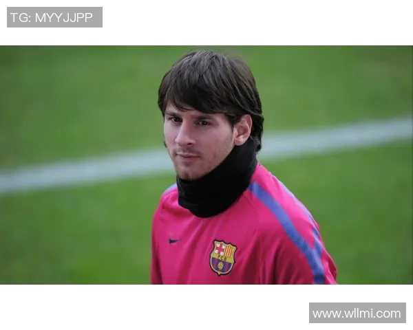 足球巨星风采尽现高清海报集展示全球球员荣耀瞬间